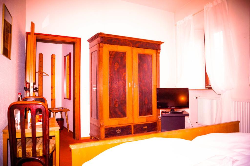 Schlosshotel Hoefingen Leonberg Extérieur photo